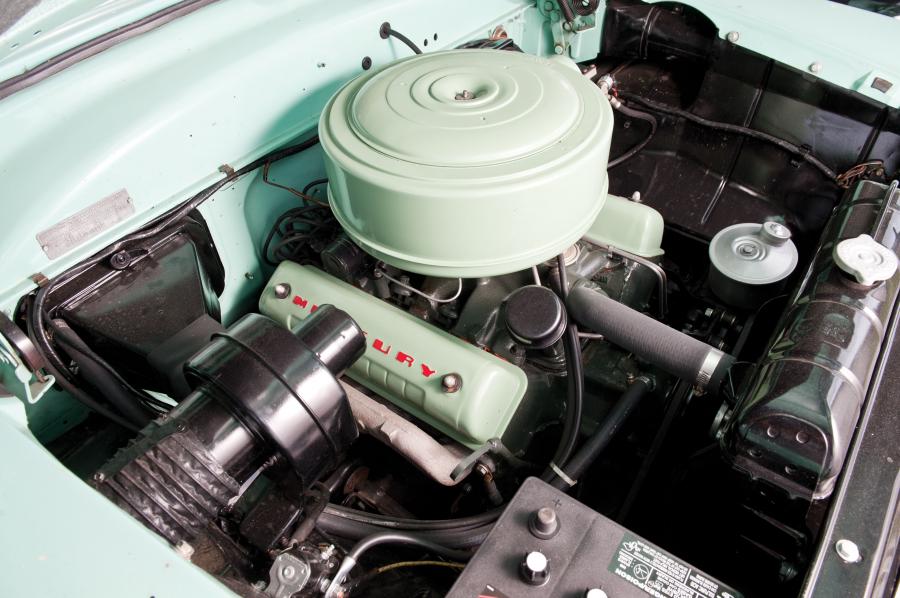 Mercury Monterey Sun Valley 2-Door Hardtop 1954 года  (фото 8 из 22)